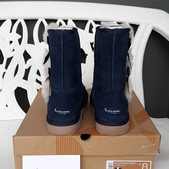 Koolaburra Victoria Short NIB - Picture 3 of 8